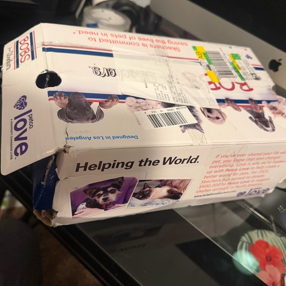 Women - Picture 7 of 7